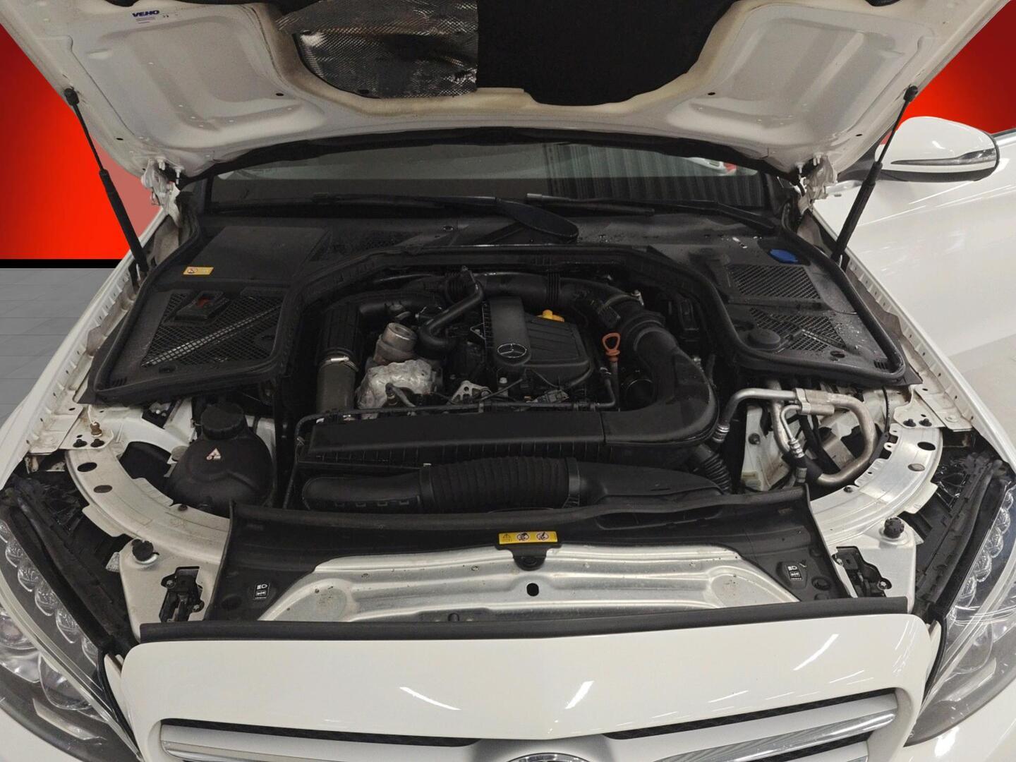 MERCEDES-BENZ C 2016