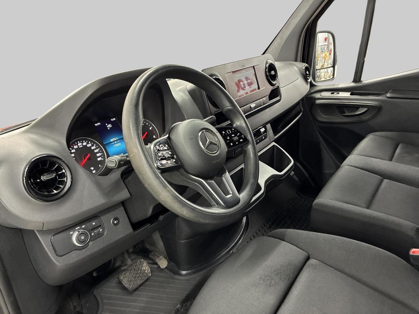 MERCEDES-BENZ Sprinter 2019