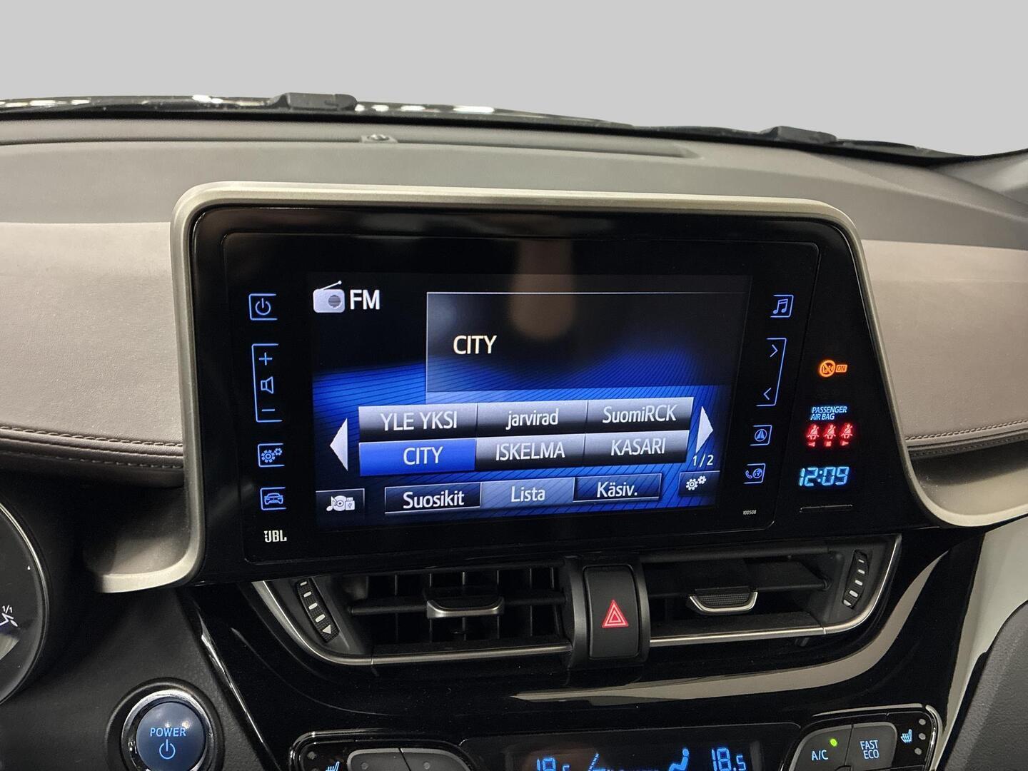 TOYOTA C-HR 2018