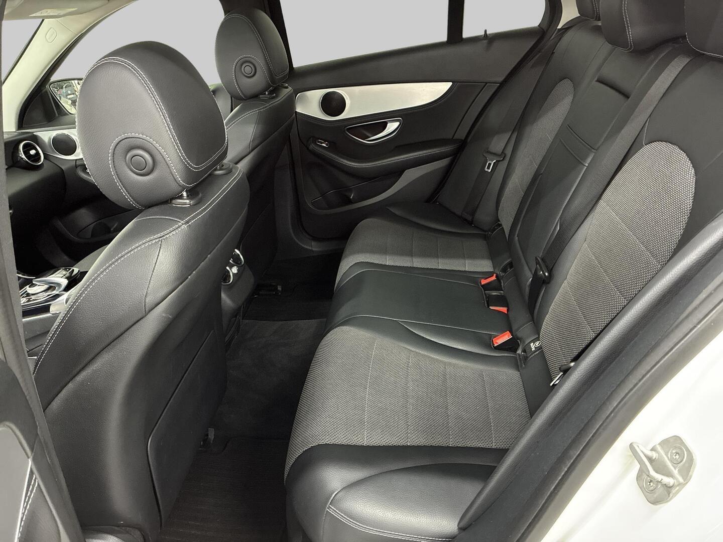 MERCEDES-BENZ C 2015