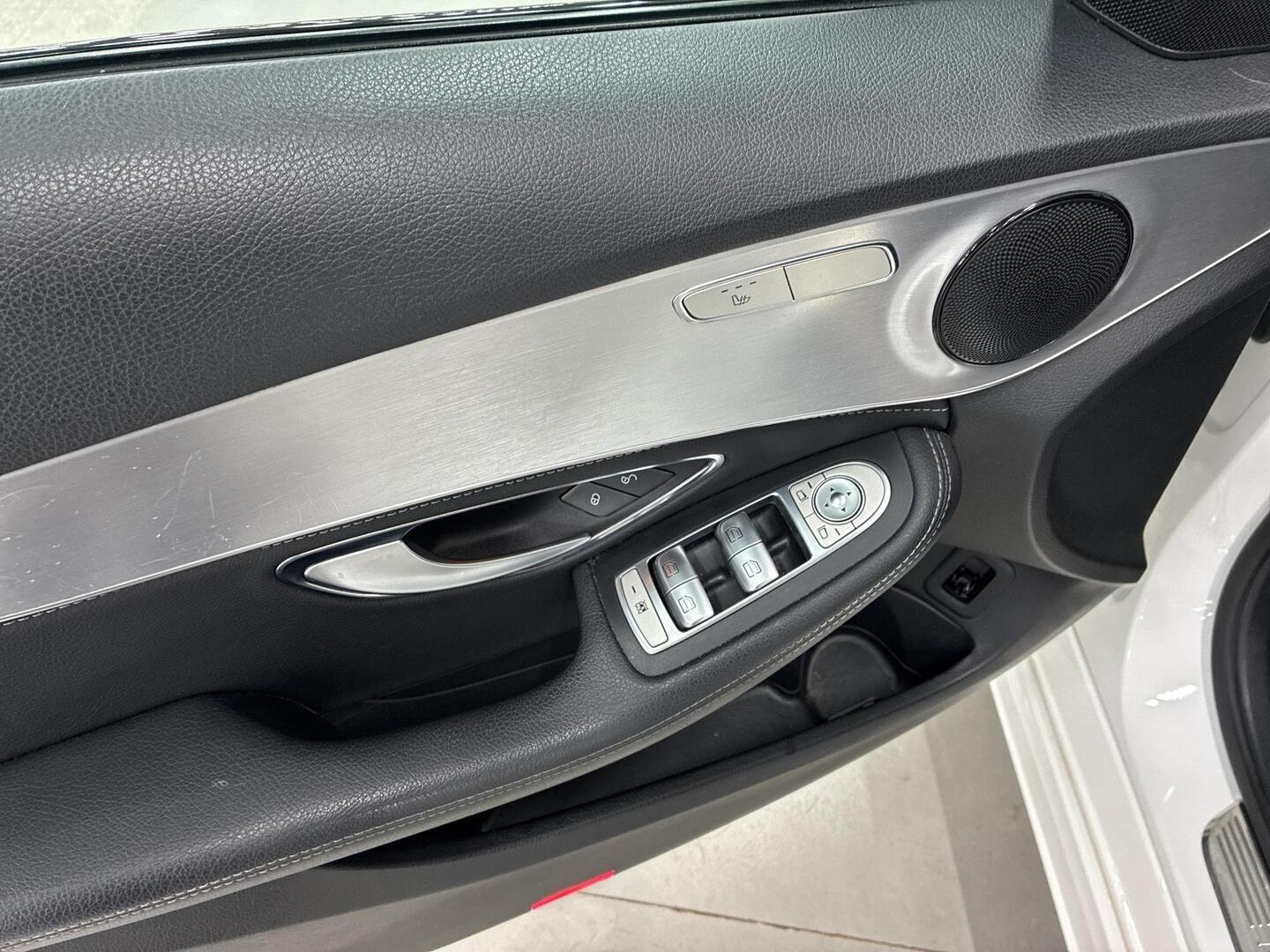 MERCEDES-BENZ C 2015