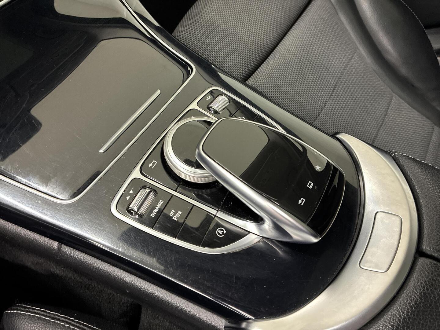 MERCEDES-BENZ C 2015