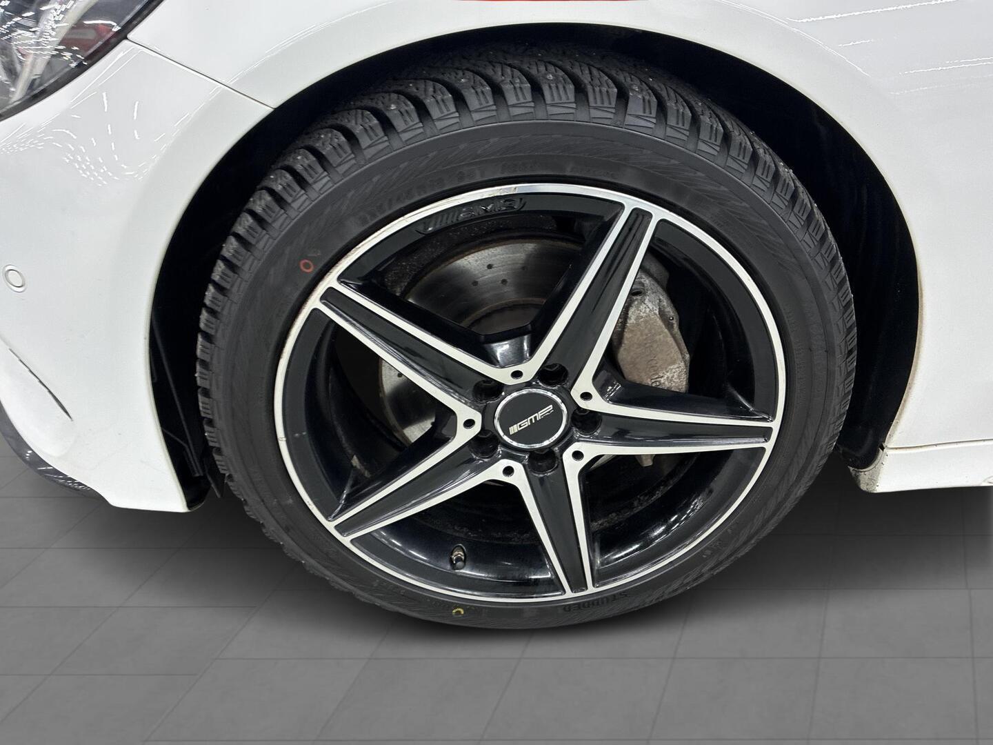 MERCEDES-BENZ C 2015