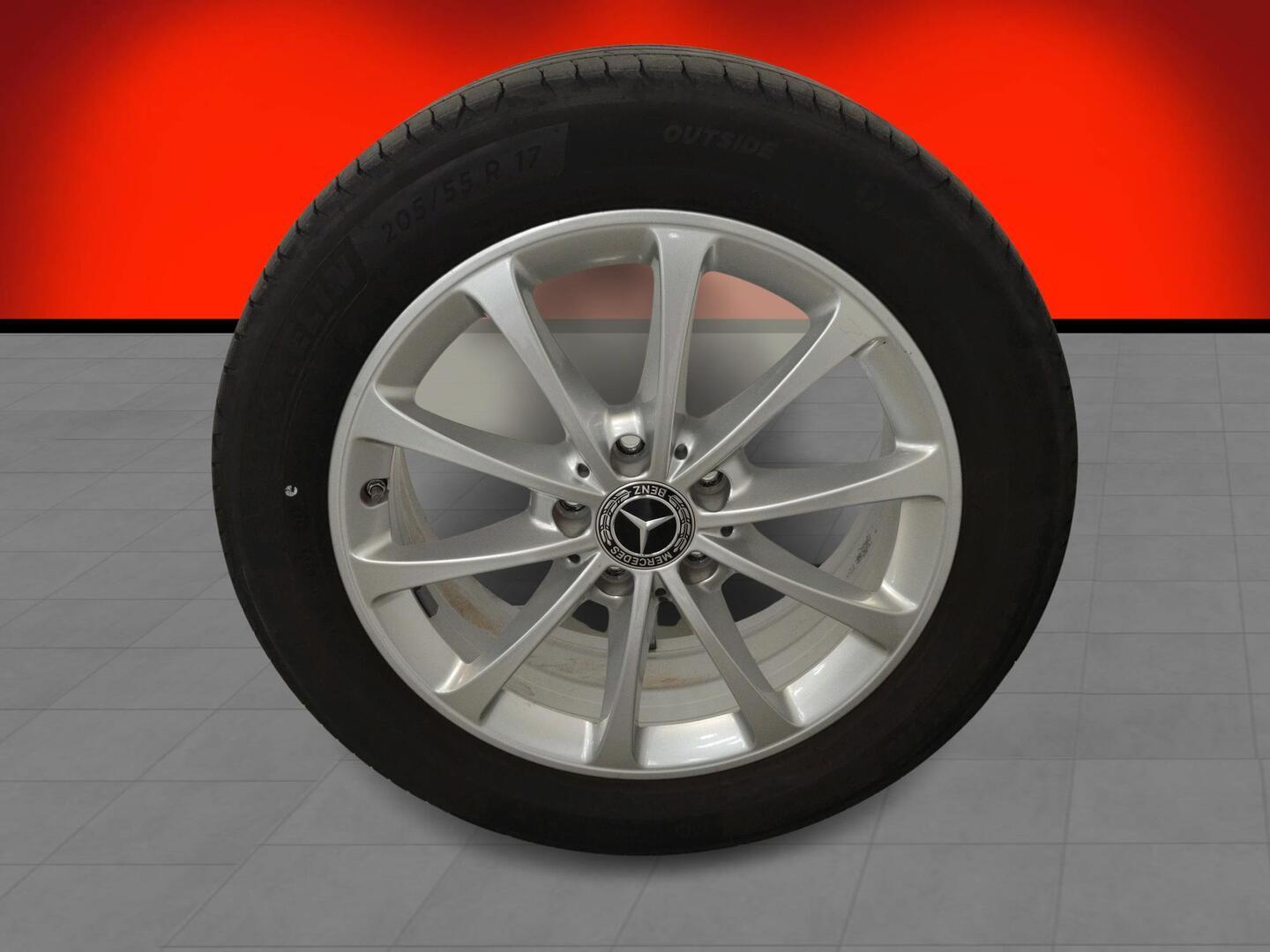 MERCEDES-BENZ B 2020