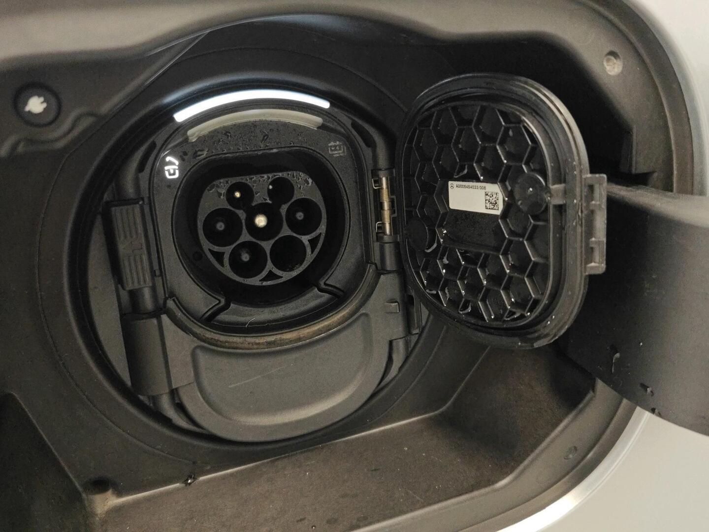 MERCEDES-BENZ B 2020