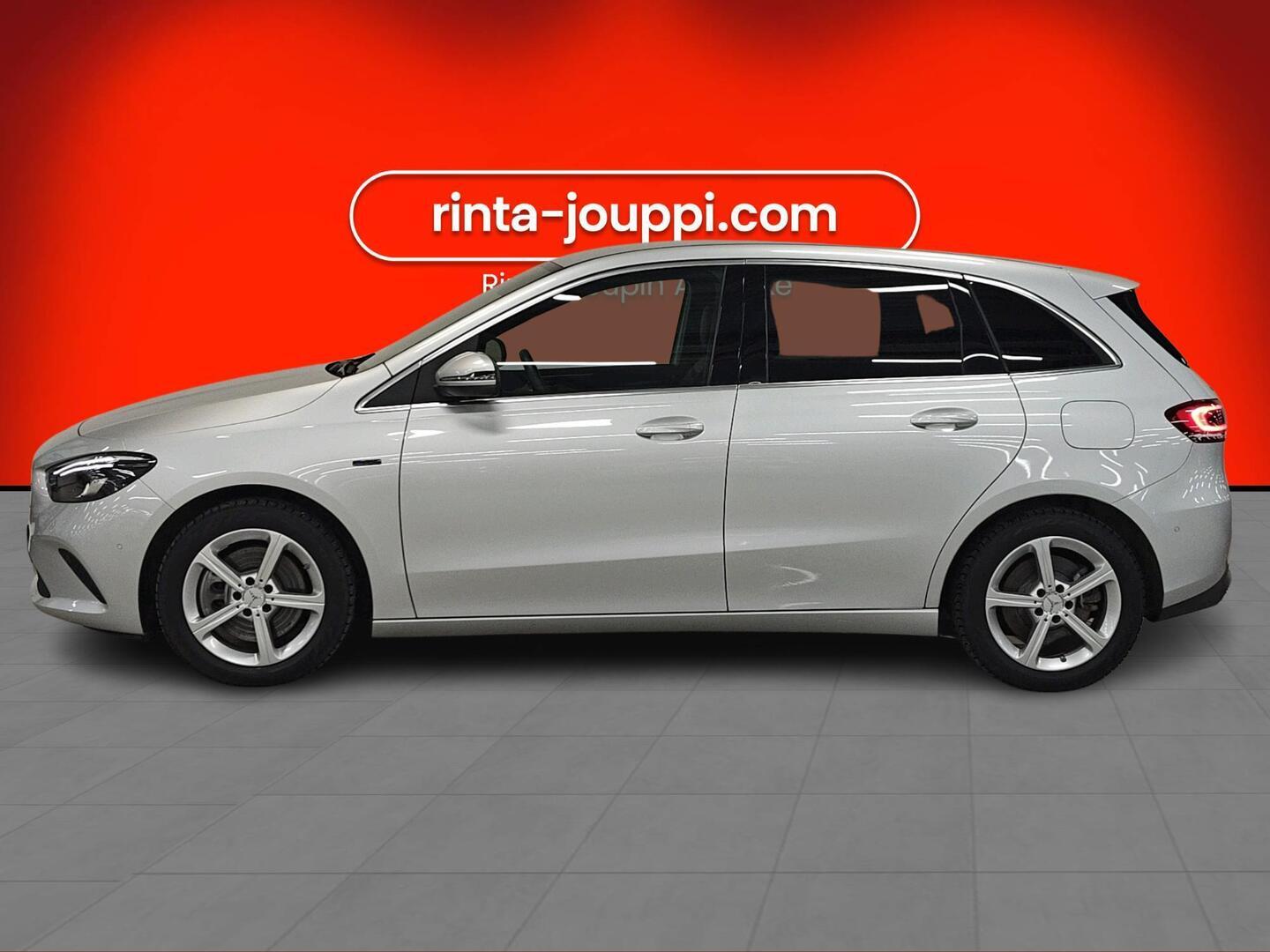 MERCEDES-BENZ B 2020