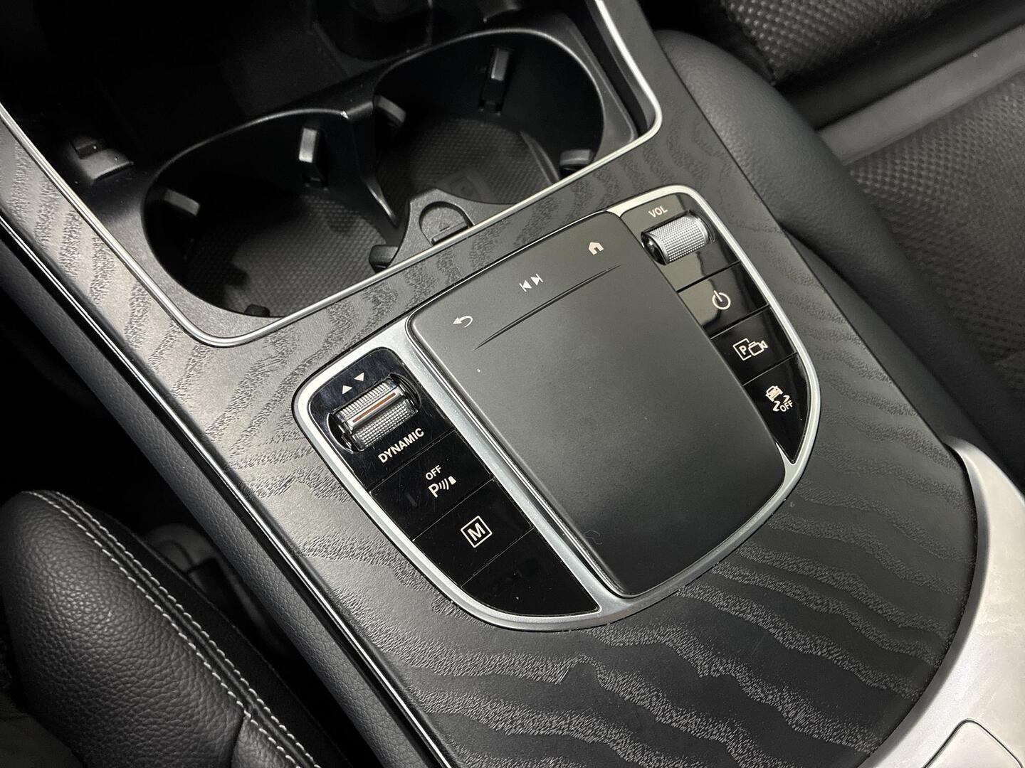 MERCEDES-BENZ GLC 2022