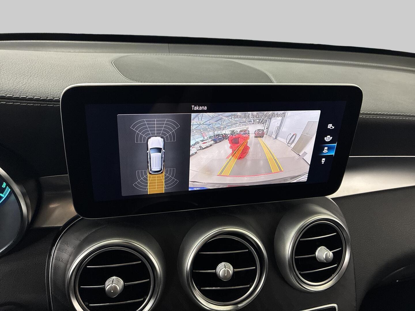 MERCEDES-BENZ GLC 2022