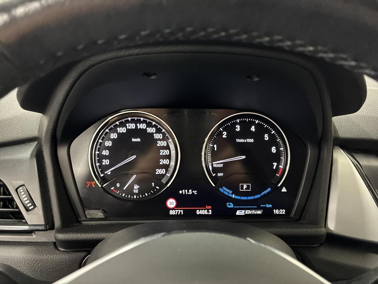 BMW 225 2020