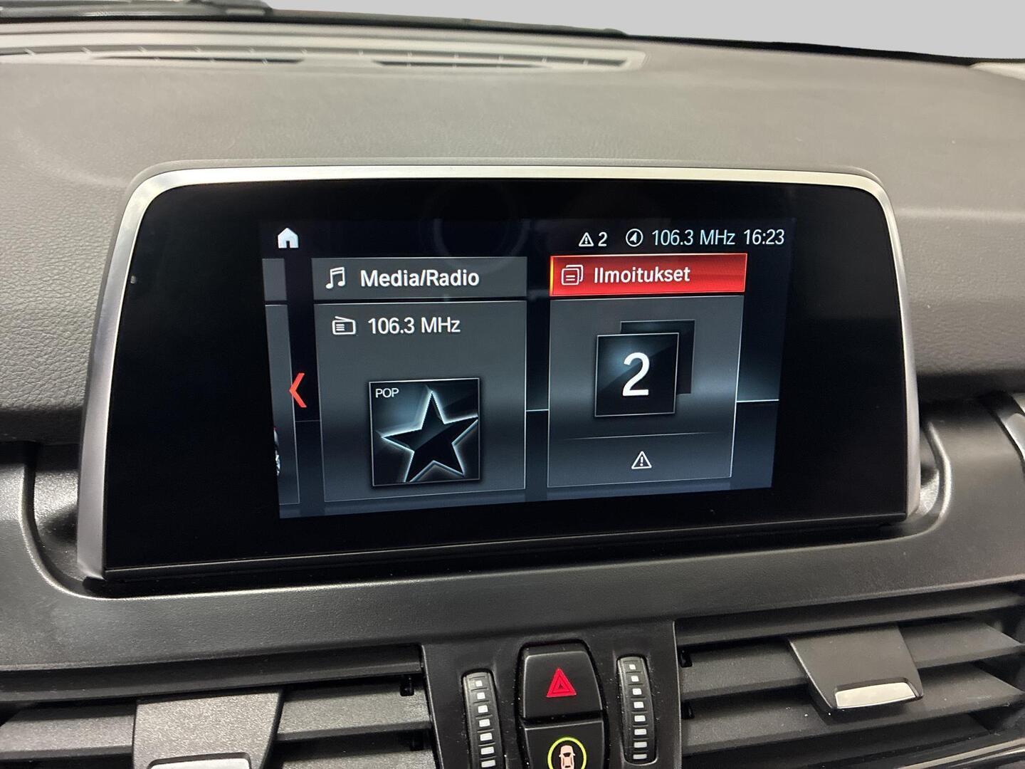 BMW 225 2020