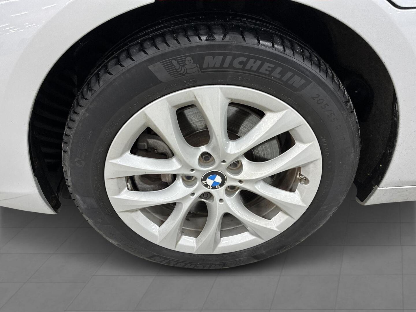 BMW 225 2020
