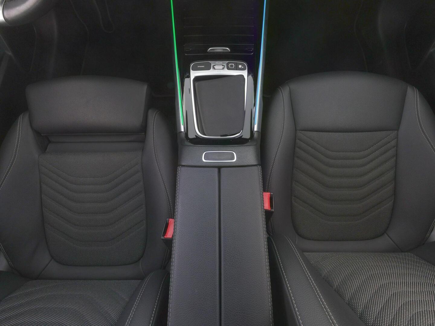 MERCEDES-BENZ EQB 2025