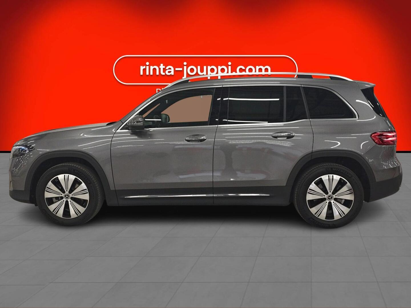 MERCEDES-BENZ EQB 2025
