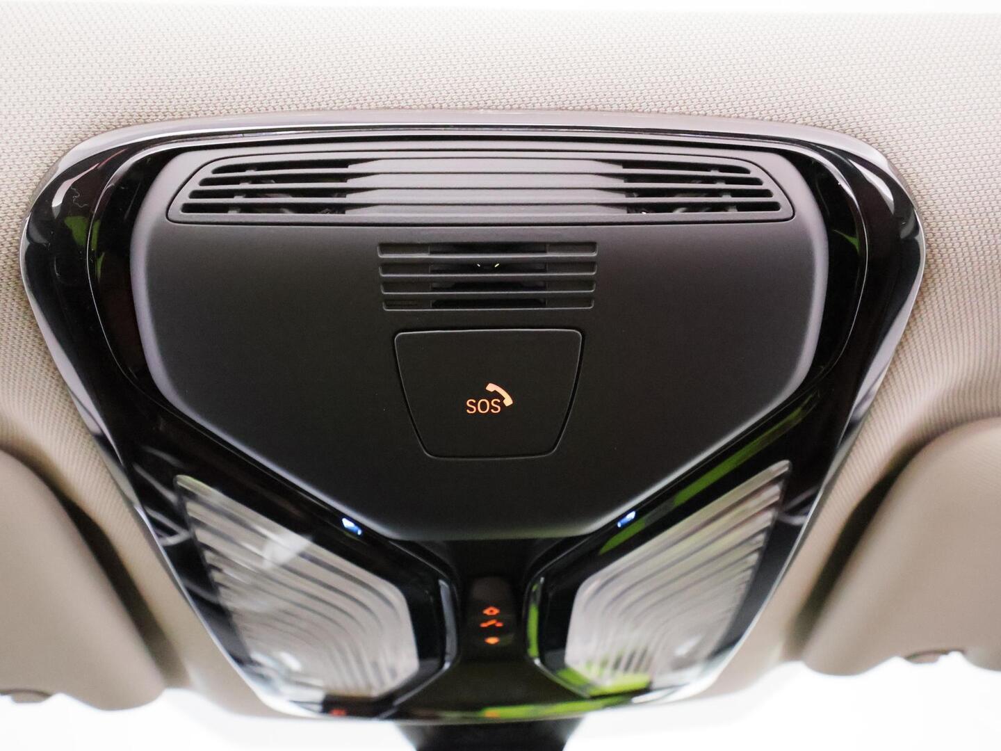 BMW i4 2025