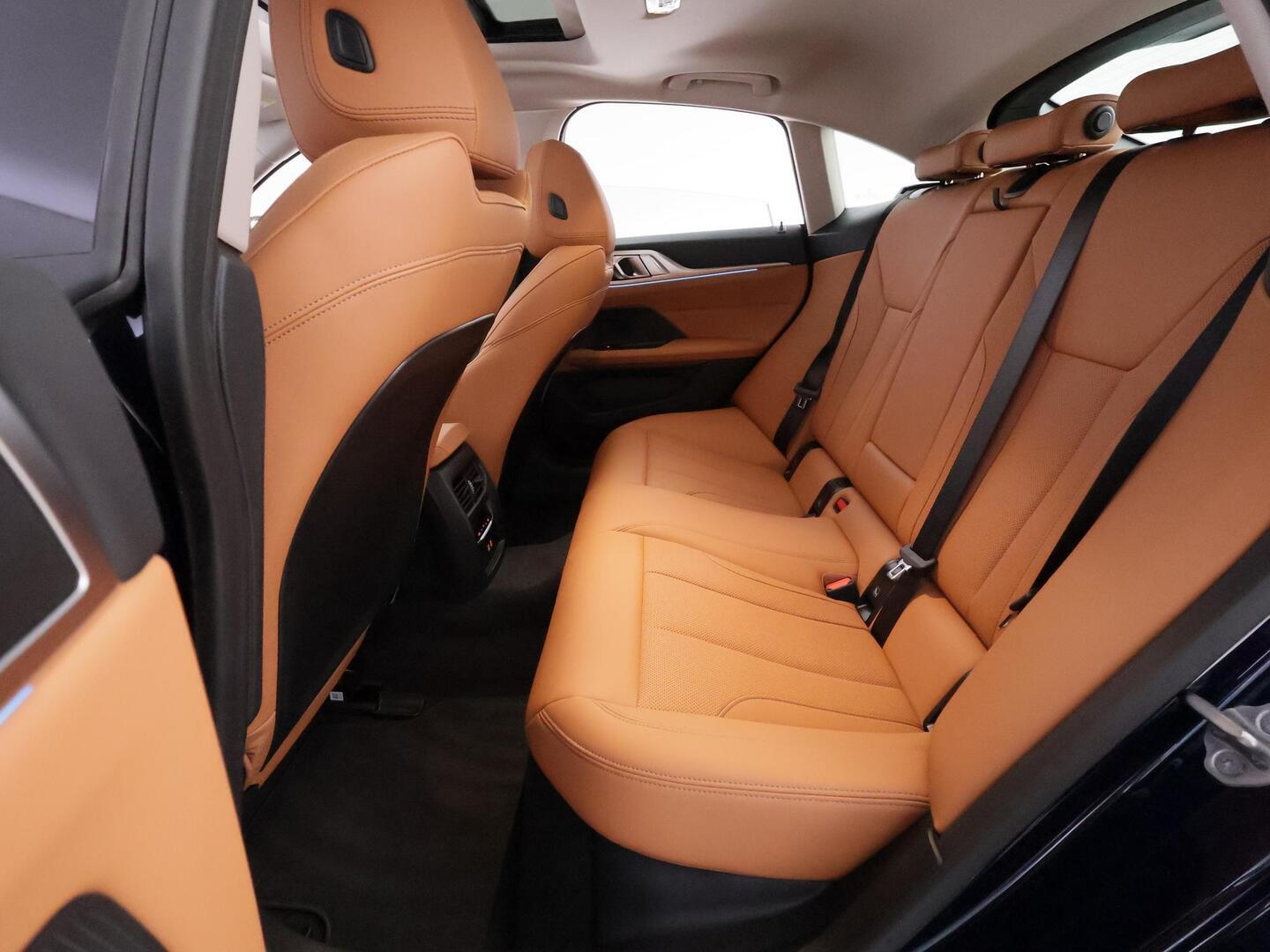 BMW i4 2025