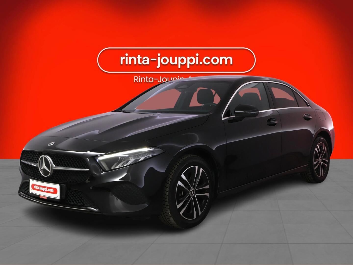 MERCEDES-BENZ A 2024