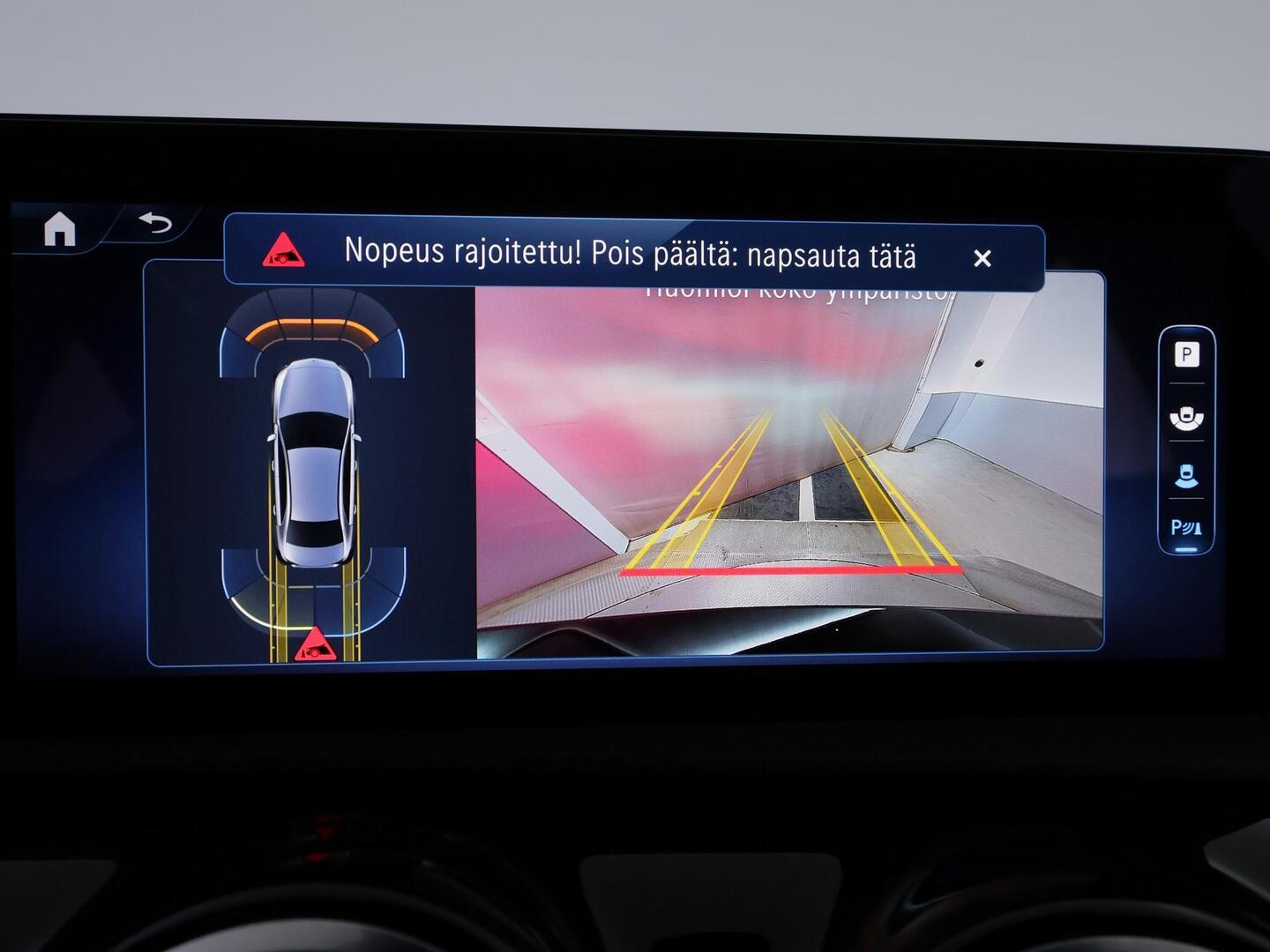 MERCEDES-BENZ A 2024