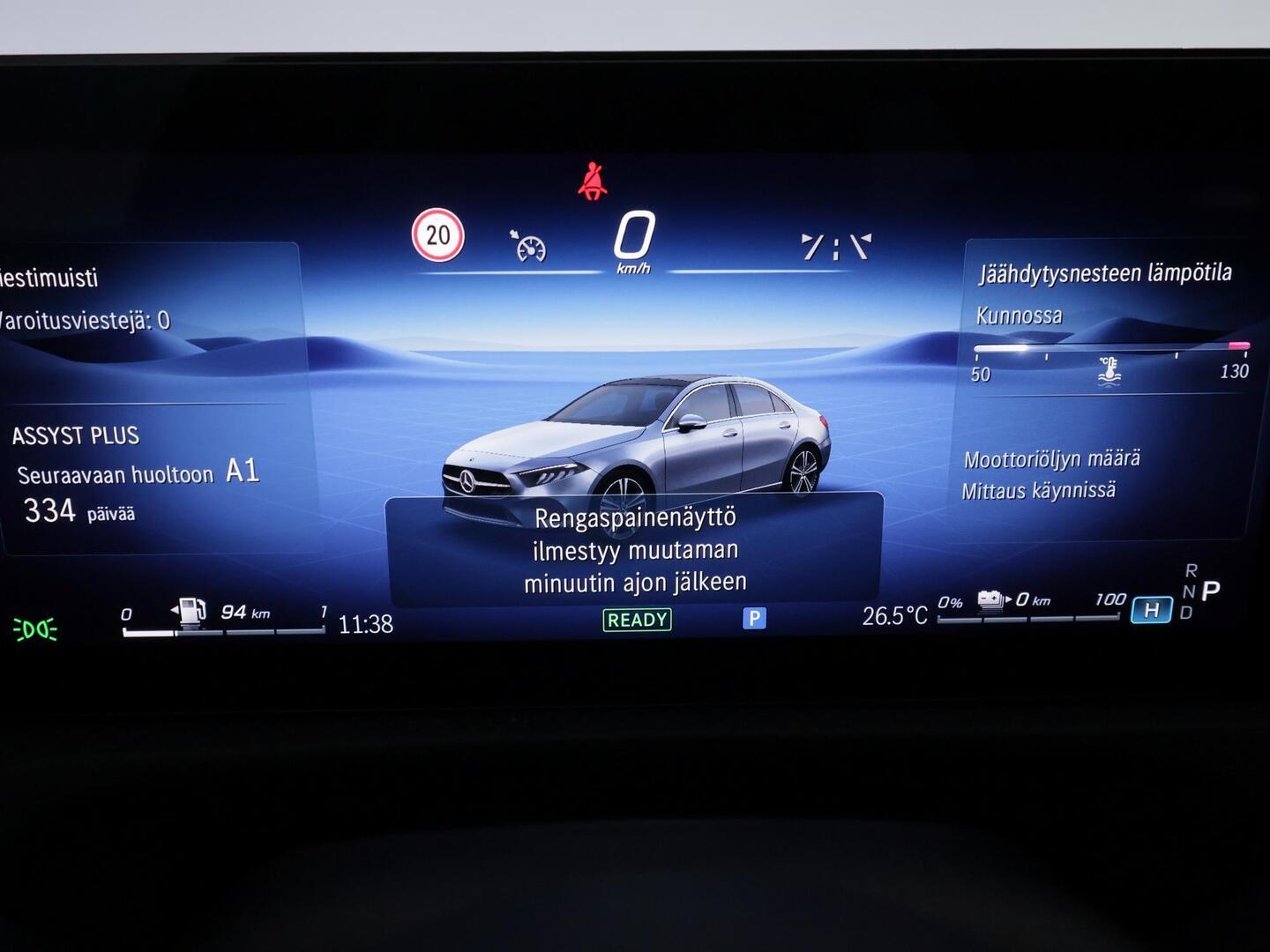 MERCEDES-BENZ A 2024