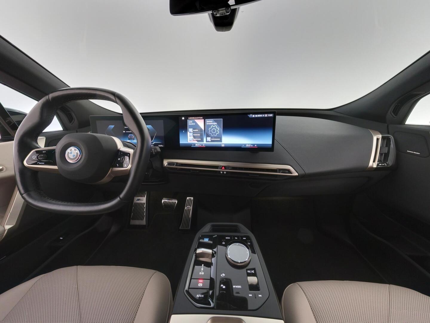 BMW IX 2022