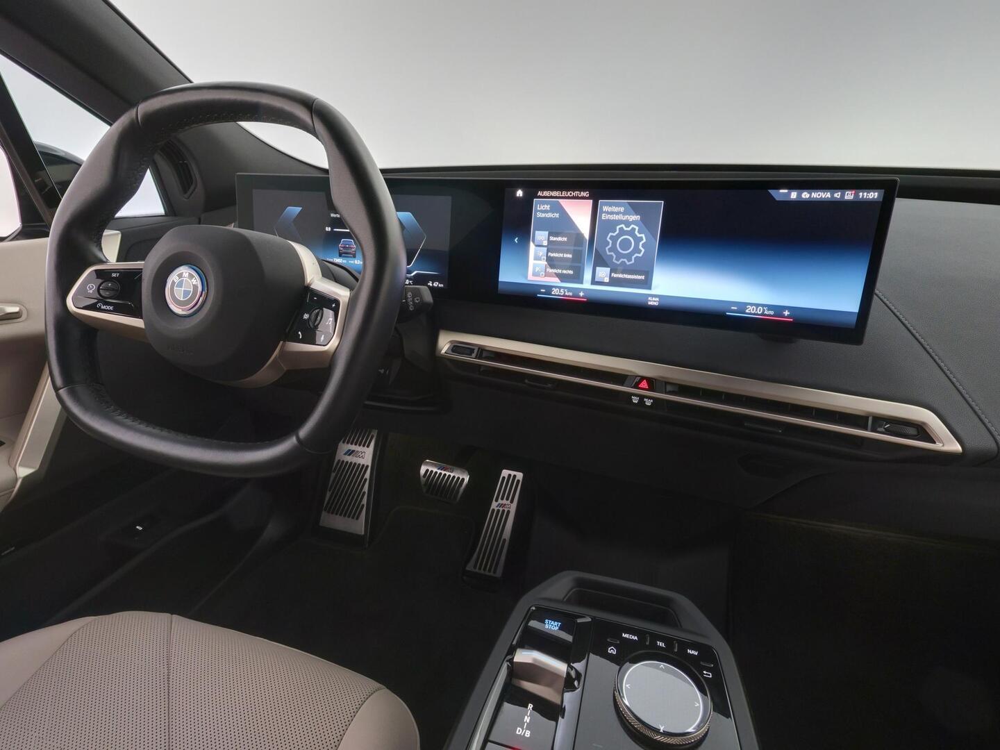 BMW IX 2022