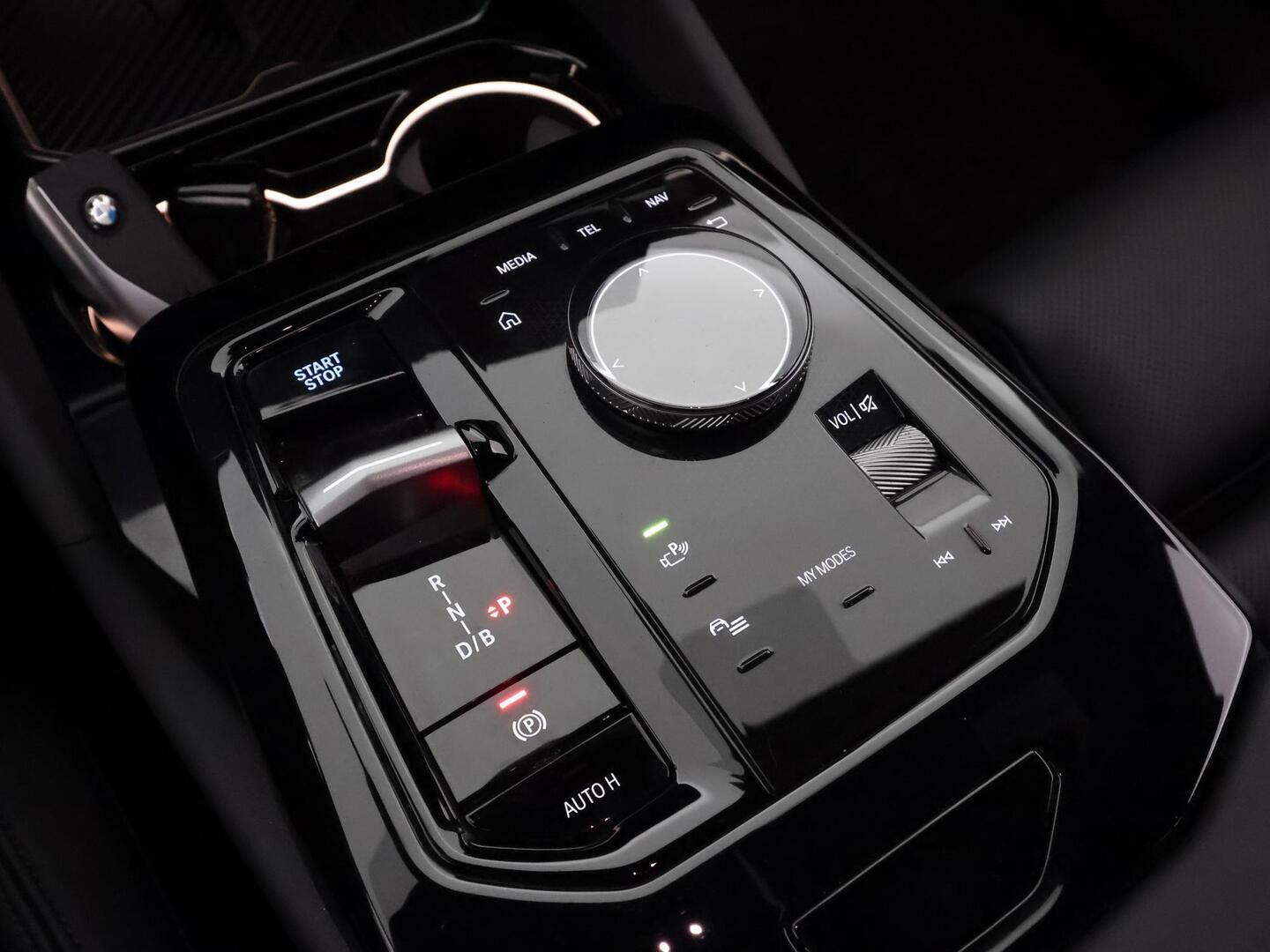 BMW I5 2025