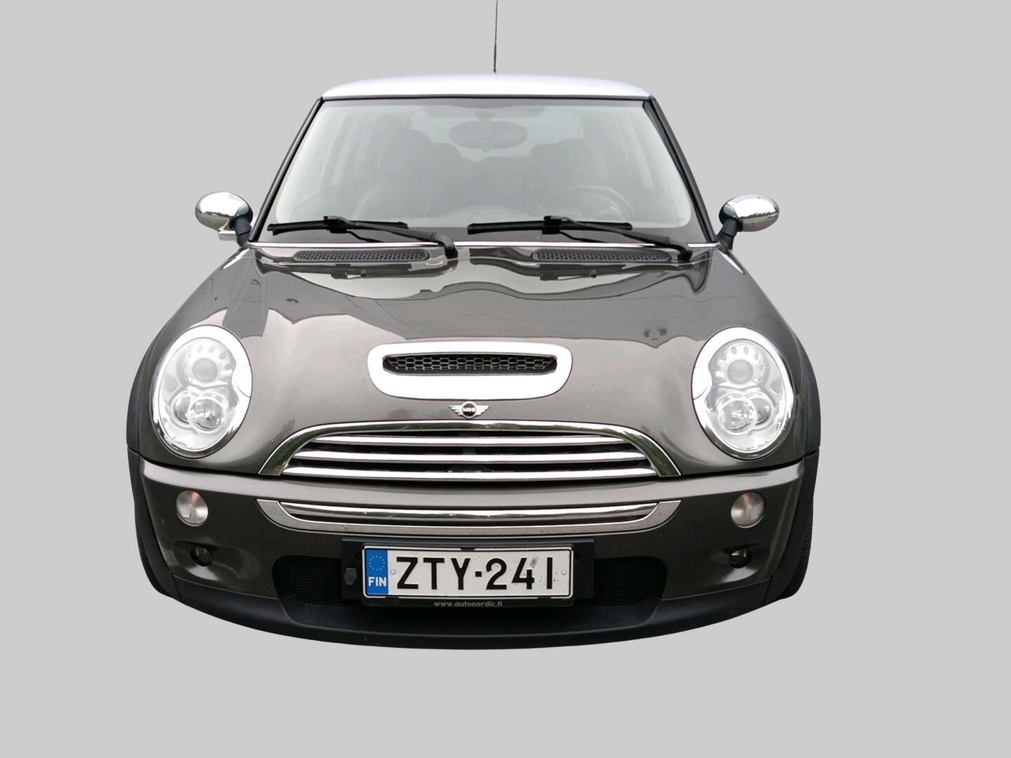 MINI Hatchback 2006