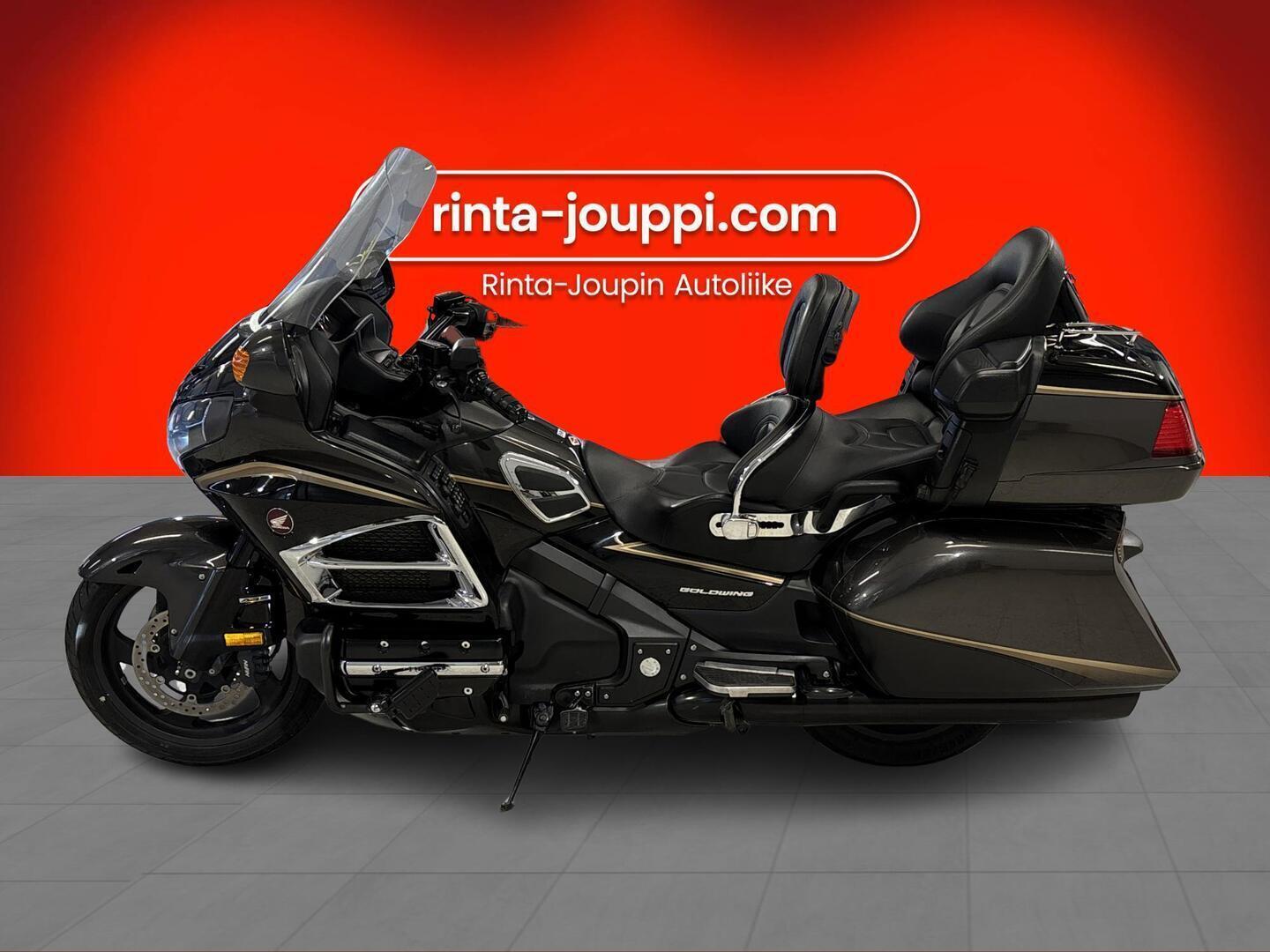 HONDA GL 2016