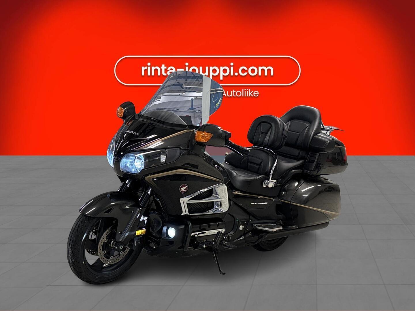 HONDA GL 2016