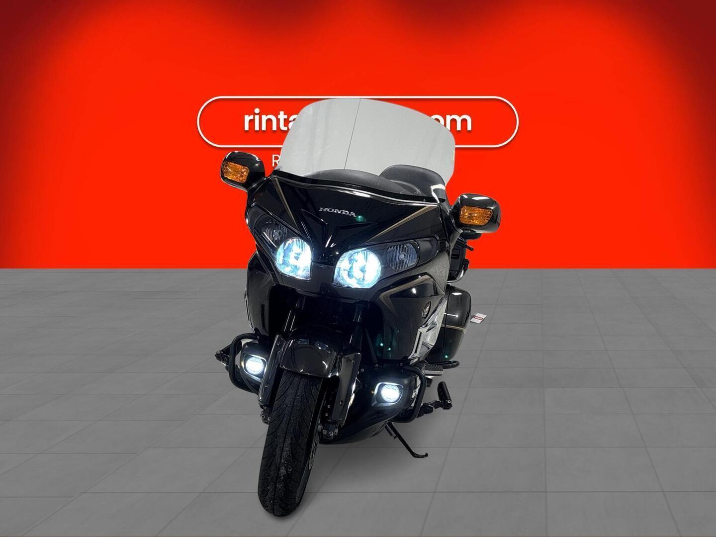 HONDA GL 2016