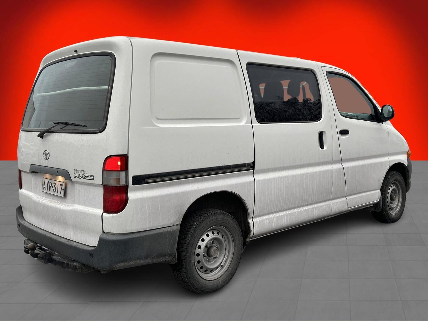 TOYOTA Hiace 2000