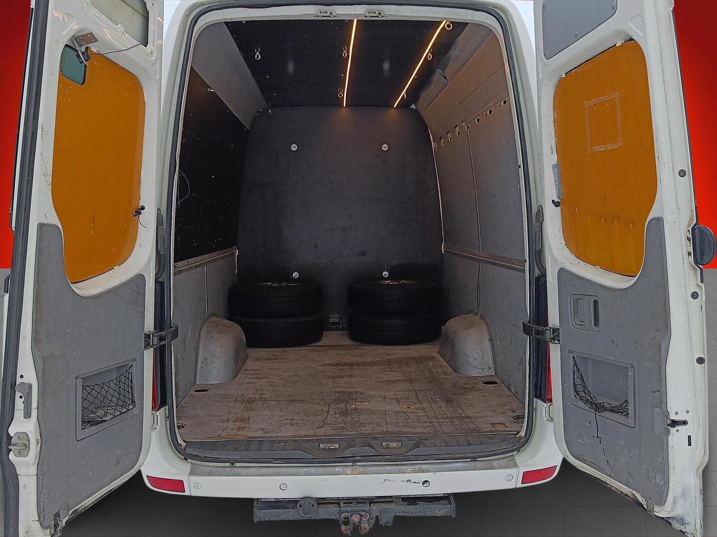 VOLKSWAGEN Crafter 2008