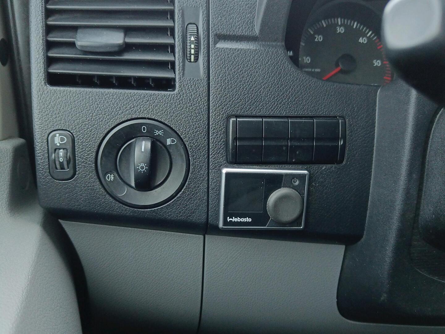 VOLKSWAGEN Crafter 2008