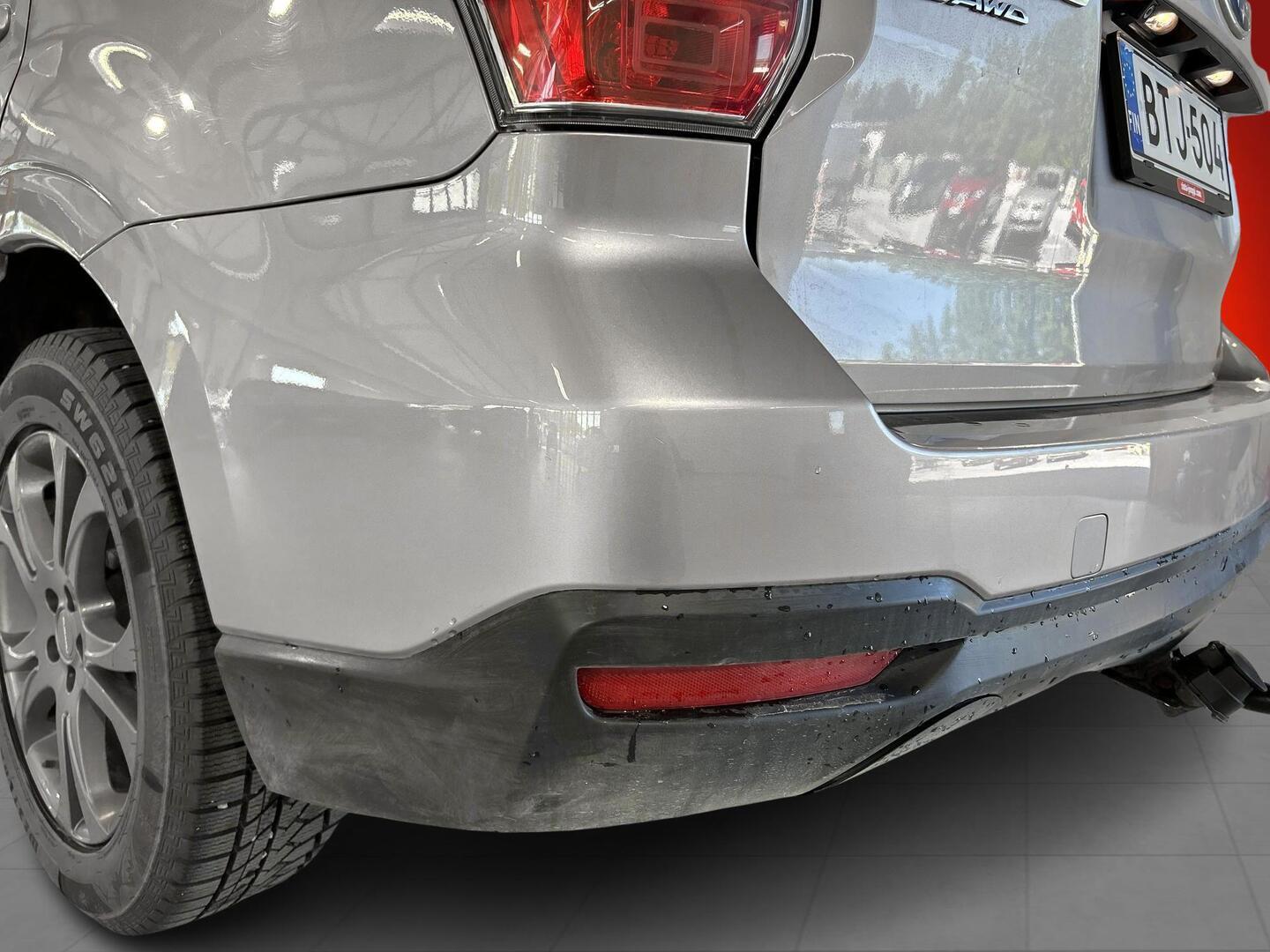 SUBARU Forester 2015