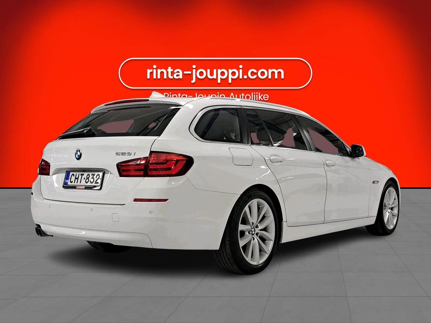 BMW 523 2010
