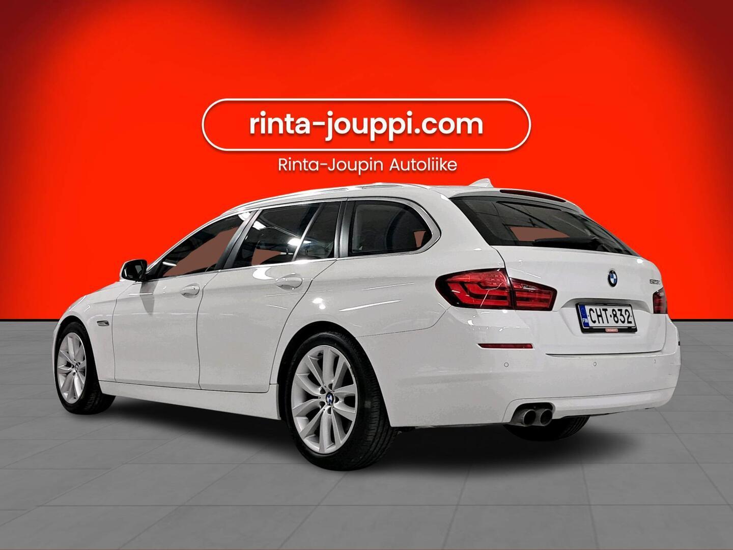 BMW 523 2010