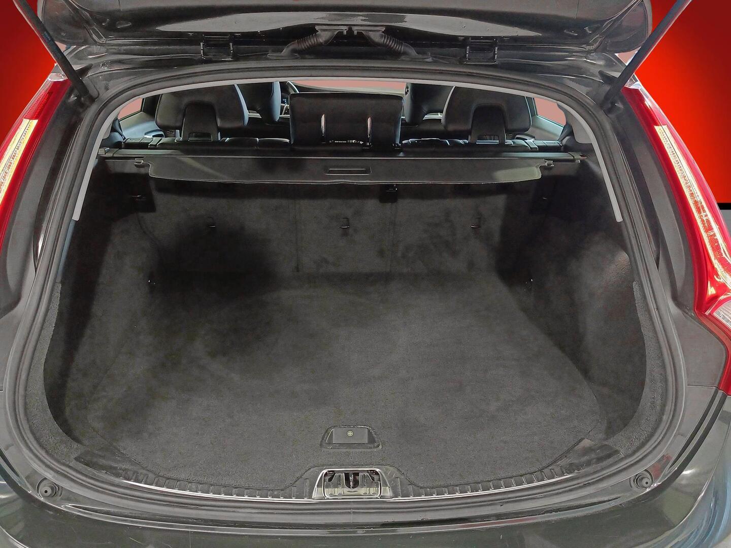 VOLVO V60 2013