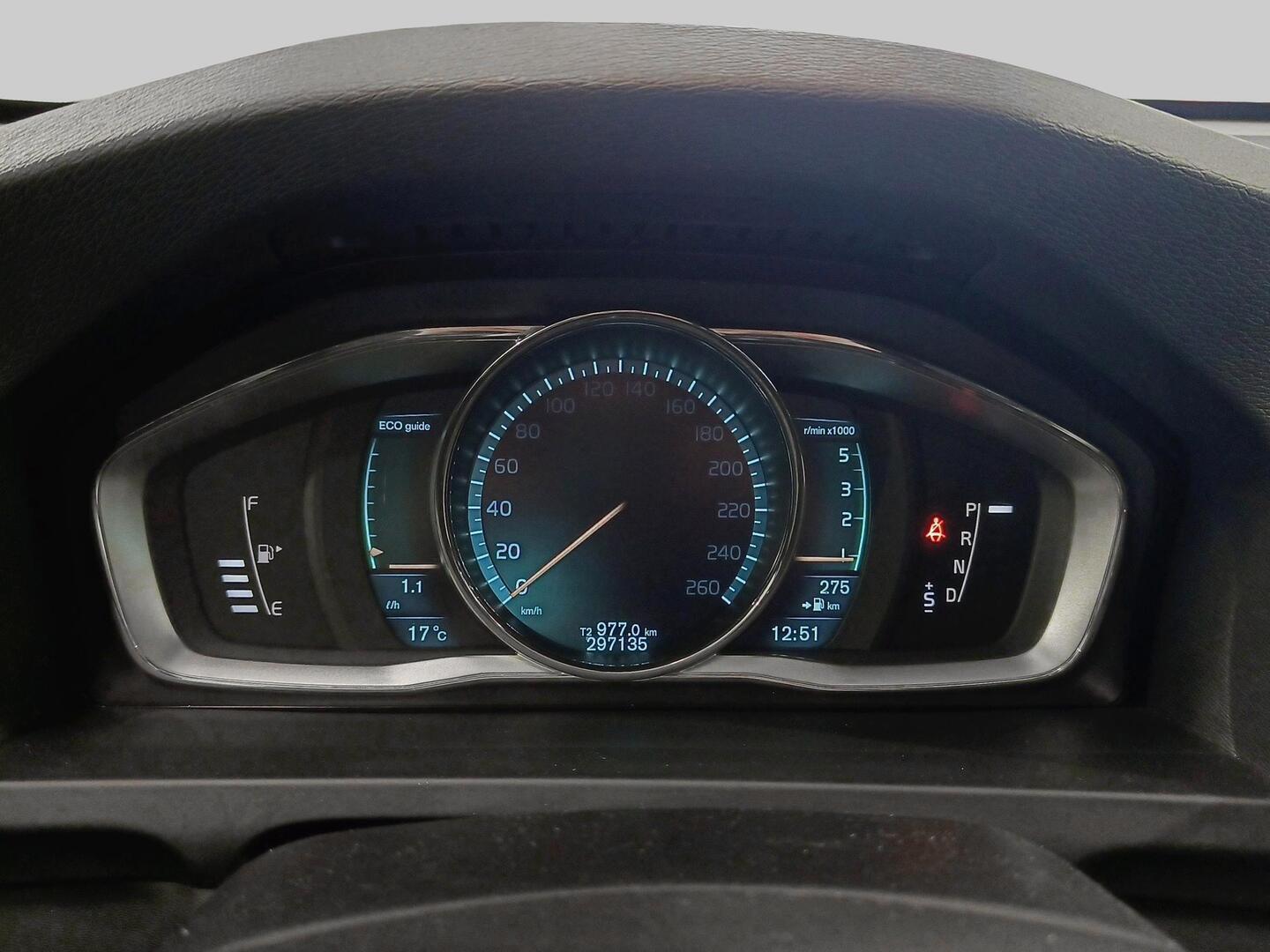 VOLVO V60 2013