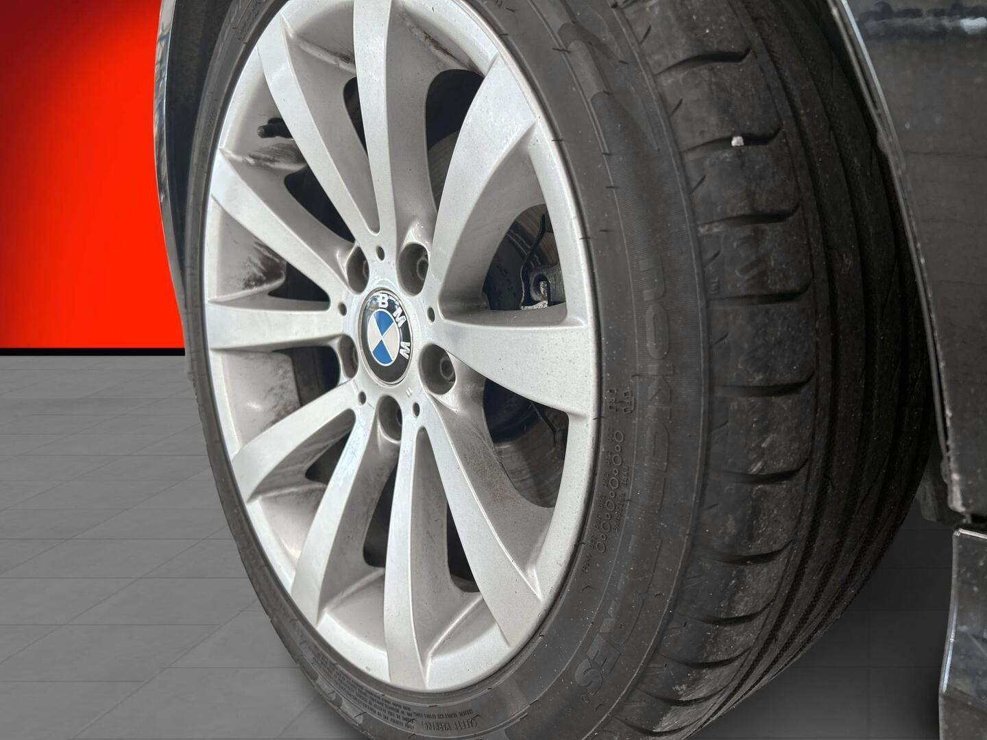 BMW 320 2009