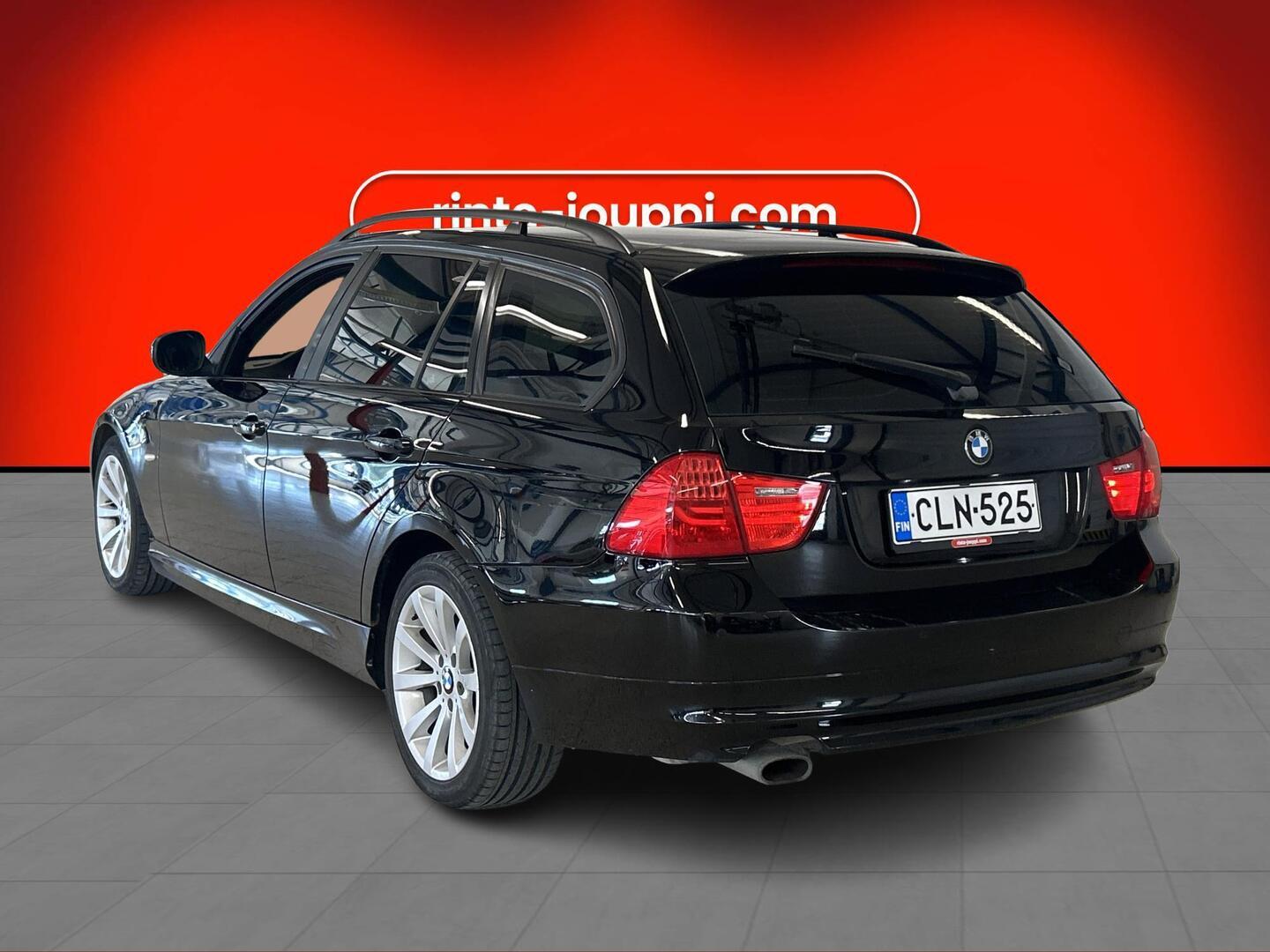 BMW 320 2009
