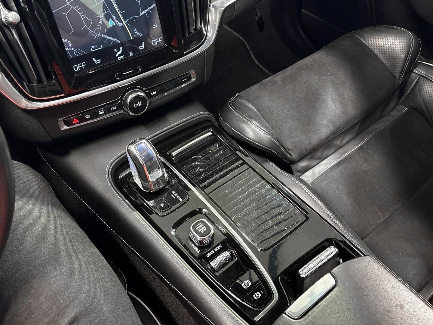VOLVO S90 2018