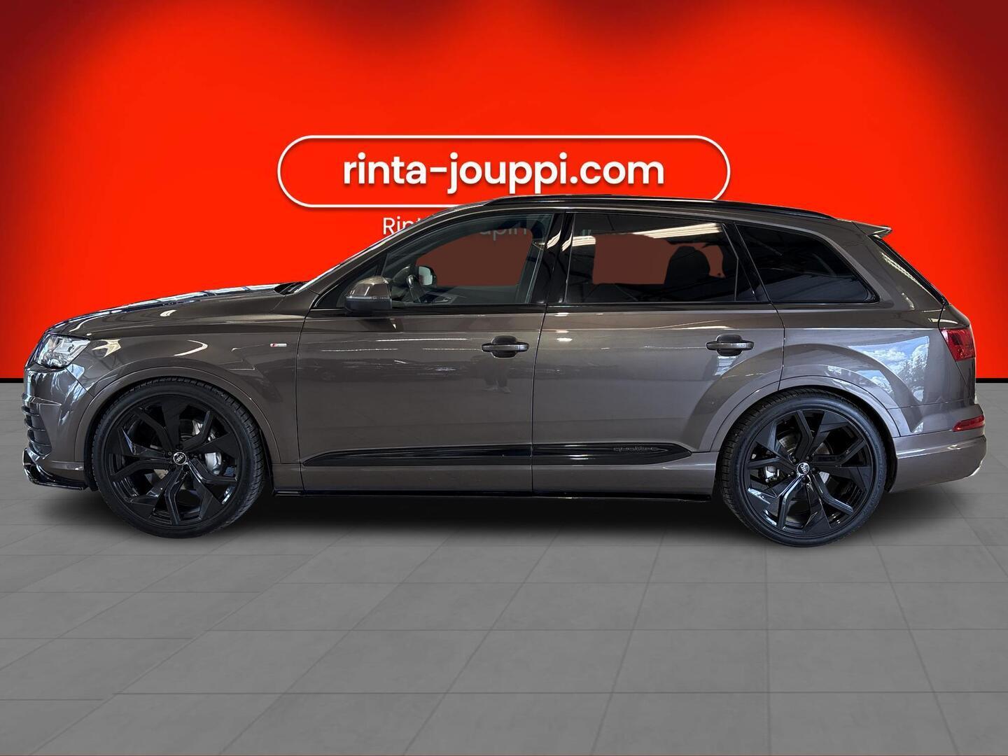 AUDI Q7 2015