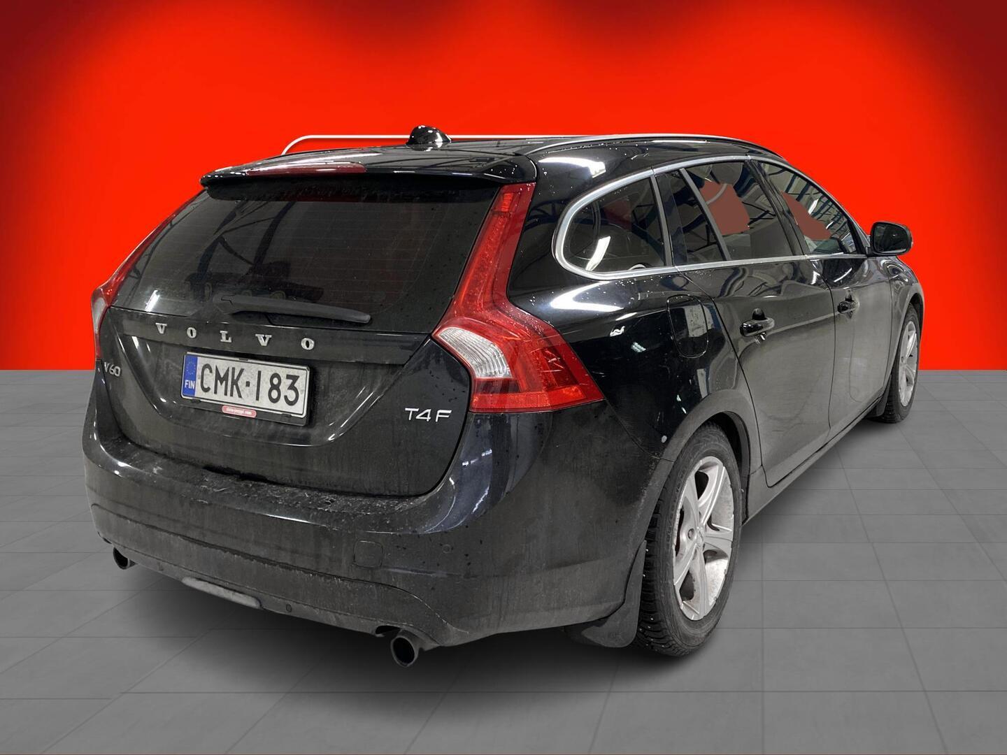 VOLVO V60 2013