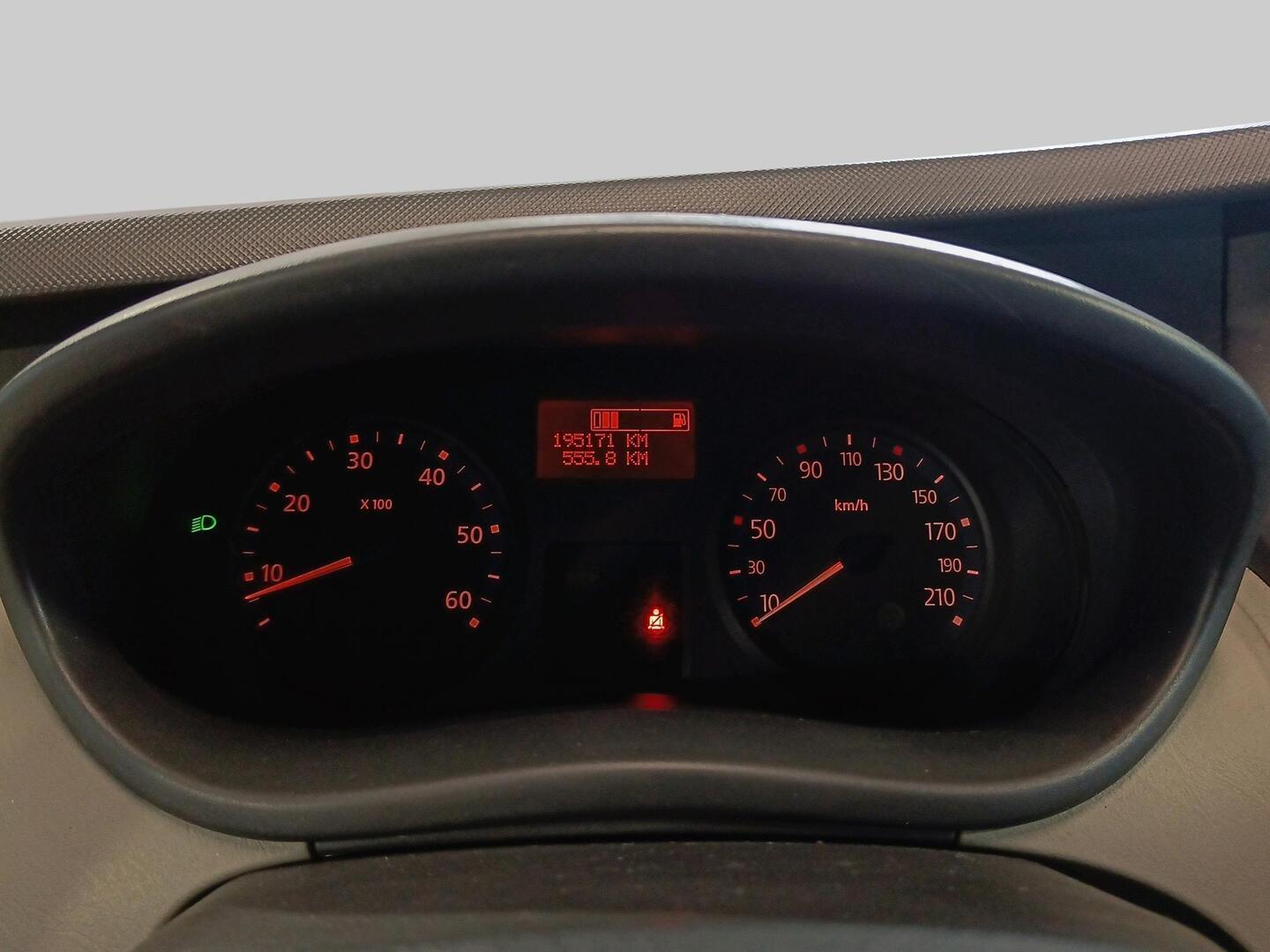 NISSAN Primastar 2010