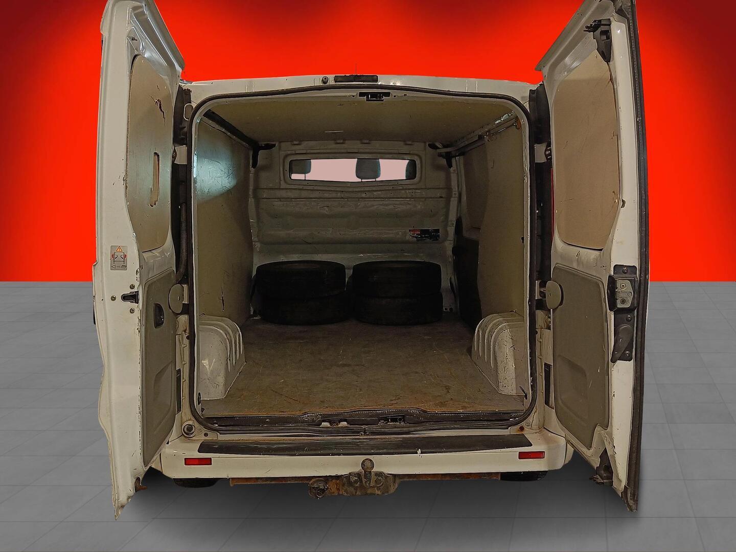 NISSAN Primastar 2010