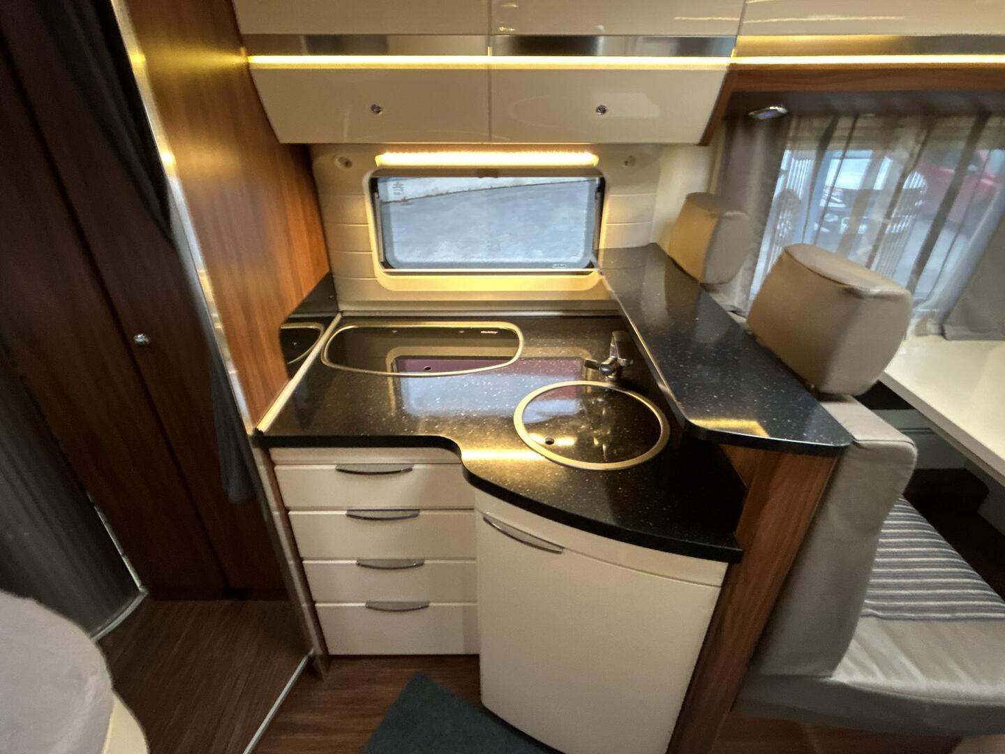 HOBBY PREMIUM DRIVE 65 FL 2013