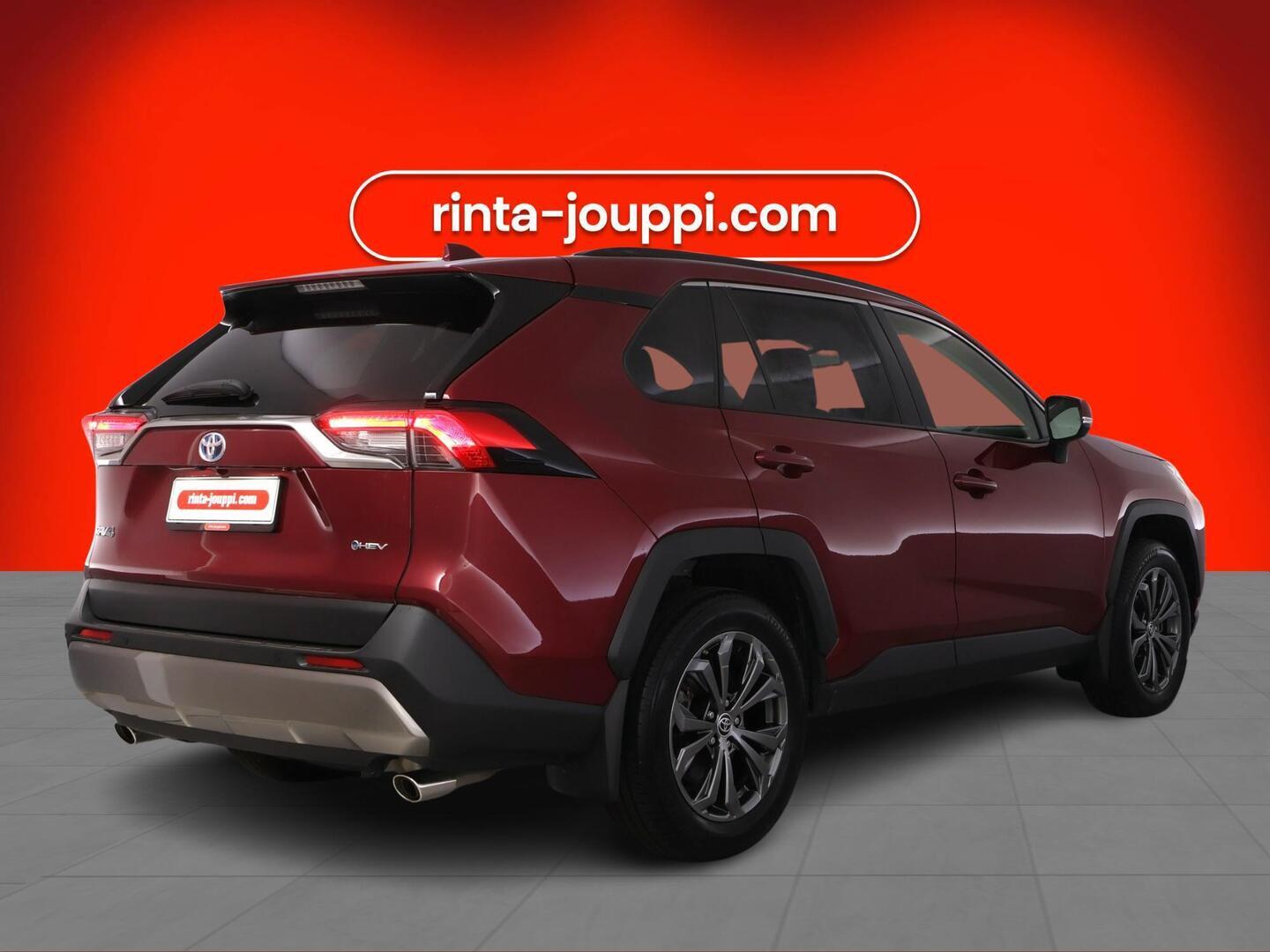 TOYOTA RAV4 2025