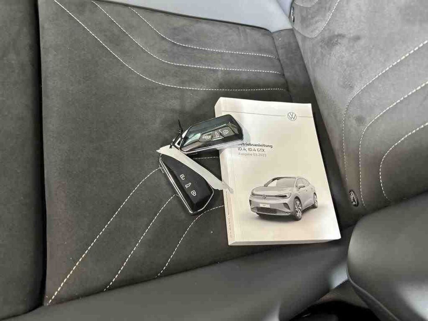 VOLKSWAGEN ID.4 2023