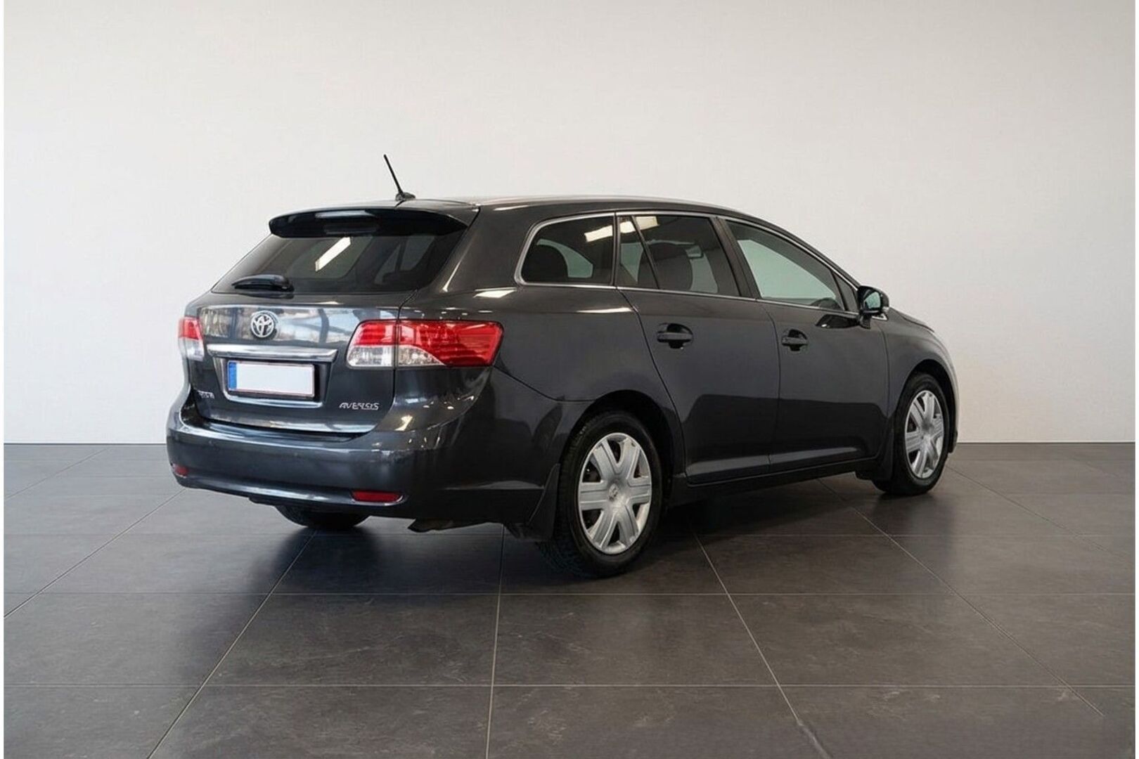 TOYOTA AVENSIS 2015