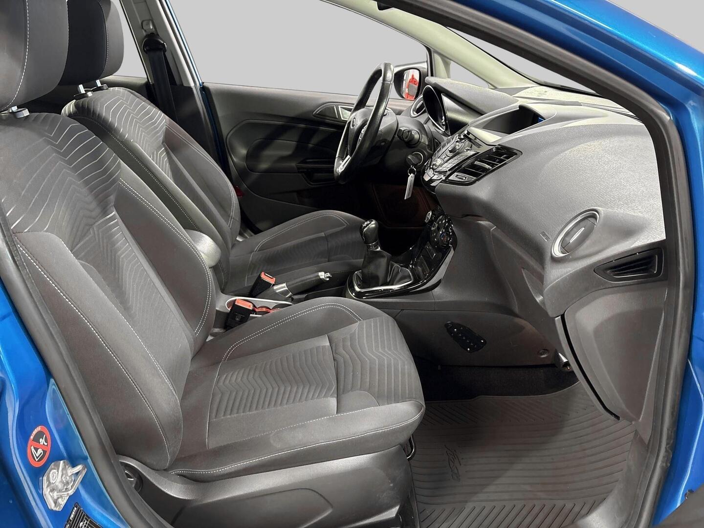 FORD Fiesta 2013
