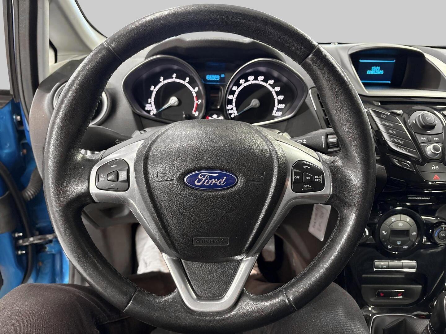 FORD Fiesta 2013